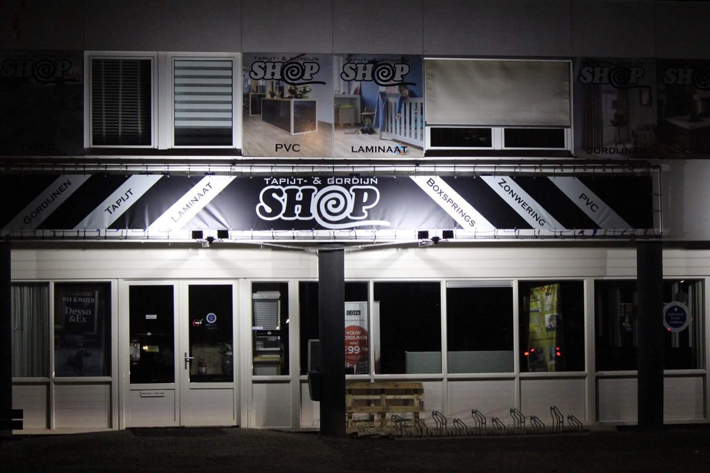 Voorgevel van Tapijt en Gordijnenshop in Emmen